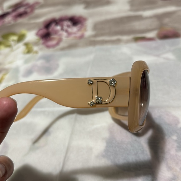 Dior sunglasses - Picture 3 of 4